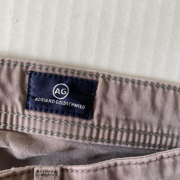 AG Adriano Goldschmied The Graduate Tailored Leg 31x32 - Picture 6 of 11